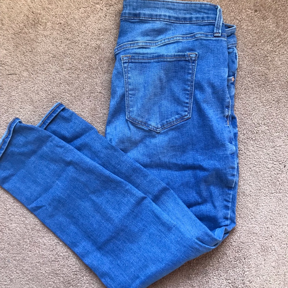 Blue skinny jeans // Old Navy